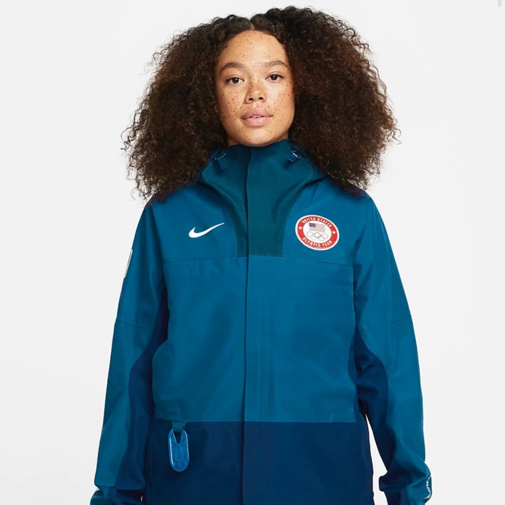 Nike ACG Storm-FIT ADV "Chain of Craters" (Women's Jacket Sz Med)